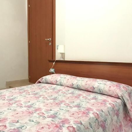 Joseph 2 Lägenhet San Benedetto del Tronto Exteriör bild