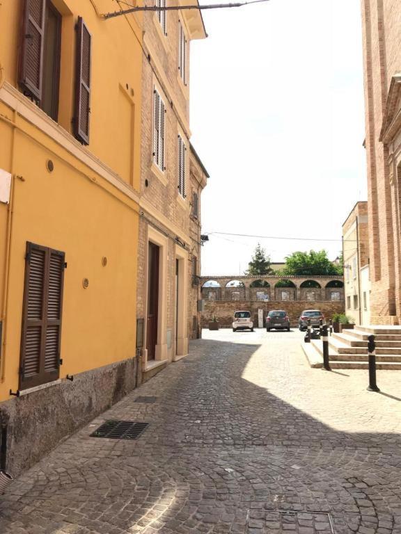 Joseph 2 Lägenhet San Benedetto del Tronto Exteriör bild
